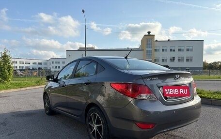 Hyundai Solaris II рестайлинг, 2013 год, 750 000 рублей, 6 фотография