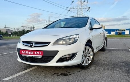Opel Astra J, 2013 год, 1 140 000 рублей, 2 фотография