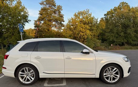 Audi Q7, 2016 год, 4 500 000 рублей, 3 фотография