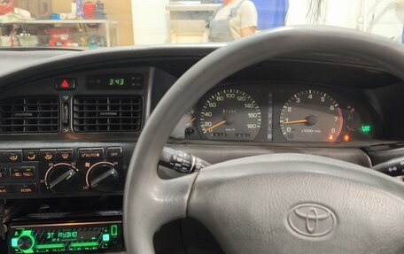Toyota Vista, 1993 год, 250 000 рублей, 4 фотография