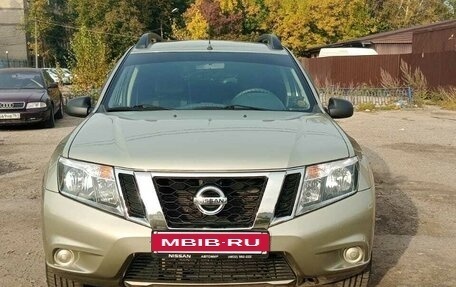Nissan Terrano III, 2015 год, 1 350 000 рублей, 2 фотография