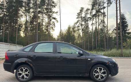 Ford Focus II рестайлинг, 2005 год, 215 000 рублей, 2 фотография