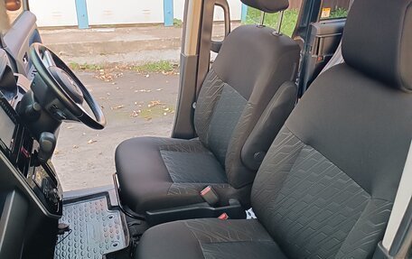Toyota Roomy I, 2017 год, 1 190 000 рублей, 16 фотография