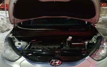 Hyundai ix35 I рестайлинг, 2012 год, 1 200 000 рублей, 2 фотография