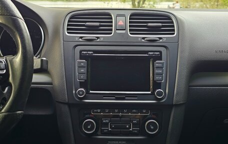 Volkswagen Golf R VII, 2012 год, 1 780 000 рублей, 16 фотография