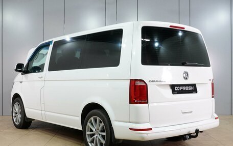 Volkswagen Caravelle T6 рестайлинг, 2016 год, 2 249 000 рублей, 2 фотография