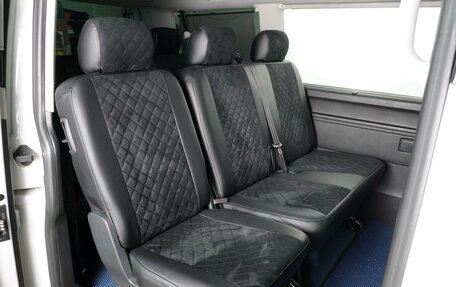 Volkswagen Caravelle T6 рестайлинг, 2016 год, 2 249 000 рублей, 7 фотография