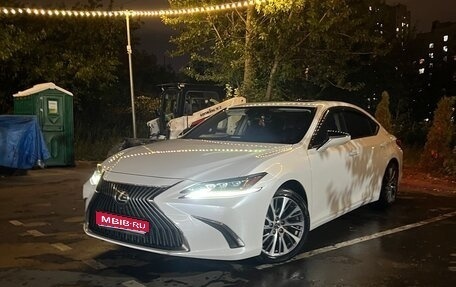Lexus ES VII, 2019 год, 3 300 000 рублей, 1 фотография