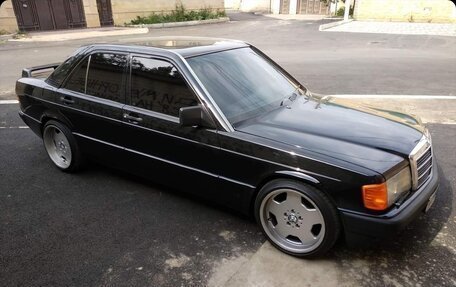 Mercedes-Benz 190 (W201), 1988 год, 4 200 000 рублей, 15 фотография