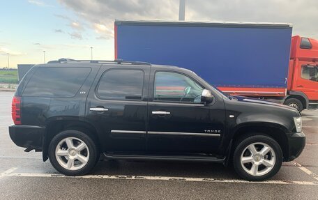 Chevrolet Tahoe III, 2012 год, 2 400 000 рублей, 3 фотография