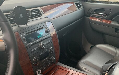 Chevrolet Tahoe III, 2012 год, 2 400 000 рублей, 10 фотография