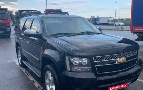 Chevrolet Tahoe III, 2012 год, 2 400 000 рублей, 2 фотография