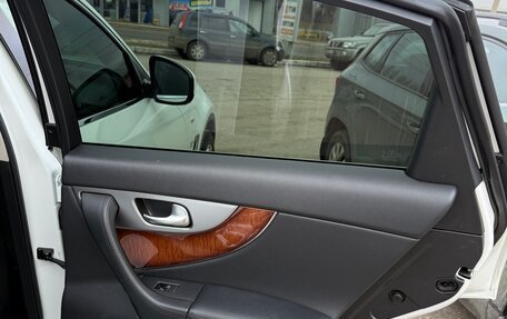 Infiniti QX70, 2013 год, 2 500 000 рублей, 10 фотография