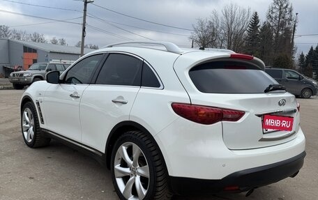 Infiniti QX70, 2013 год, 2 500 000 рублей, 3 фотография