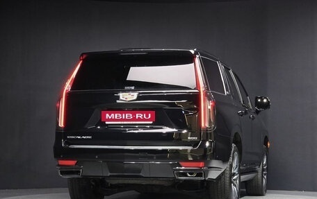 Cadillac Escalade V, 2023 год, 12 333 076 рублей, 4 фотография
