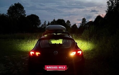 Opel Astra J, 2010 год, 699 999 рублей, 6 фотография