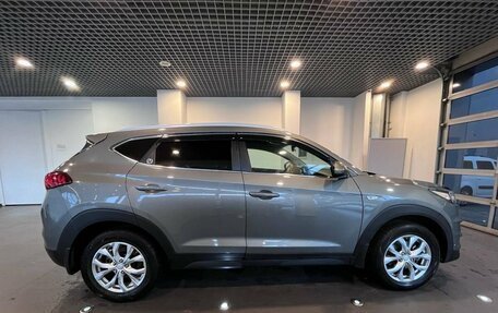 Hyundai Tucson III, 2019 год, 2 690 000 рублей, 2 фотография