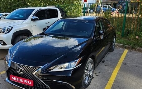 Lexus ES VII, 2020 год, 4 350 000 рублей, 2 фотография