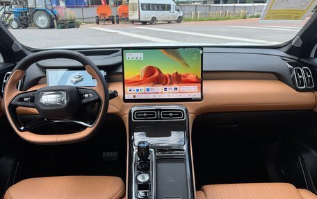 Geely Atlas, 2025 год, 2 490 000 рублей, 7 фотография