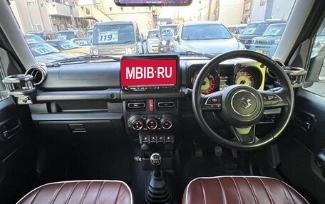 Suzuki Jimny, 2022 год, 1 200 000 рублей, 13 фотография