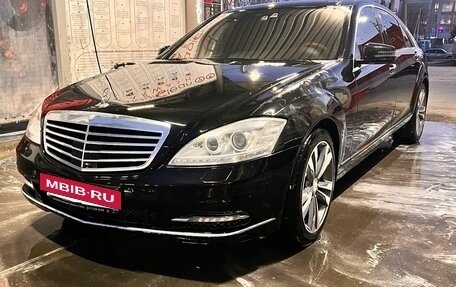 Mercedes-Benz S-Класс, 2009 год, 2 400 000 рублей, 4 фотография