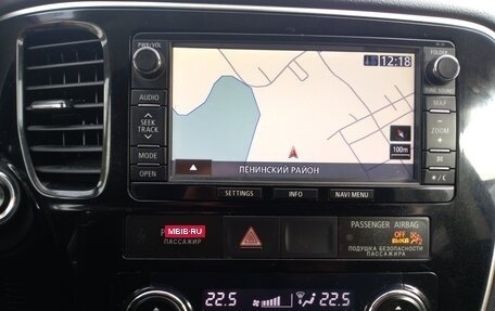 Mitsubishi Outlander III рестайлинг 3, 2013 год, 1 490 000 рублей, 6 фотография