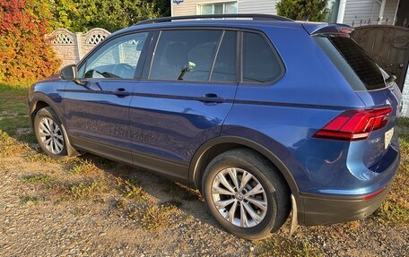 Volkswagen Tiguan II, 2020 год, 2 700 000 рублей, 3 фотография