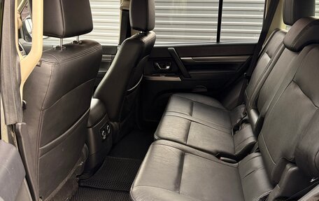 Mitsubishi Pajero IV, 2013 год, 2 500 000 рублей, 6 фотография