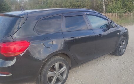 Opel Astra J, 2013 год, 510 000 рублей, 6 фотография