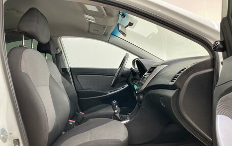 Hyundai Solaris II рестайлинг, 2013 год, 550 000 рублей, 14 фотография