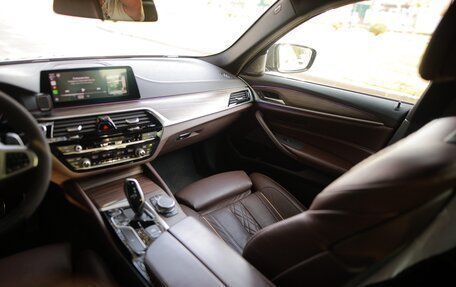 BMW 5 серия, 2019 год, 4 800 000 рублей, 12 фотография