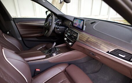 BMW 5 серия, 2019 год, 4 800 000 рублей, 11 фотография