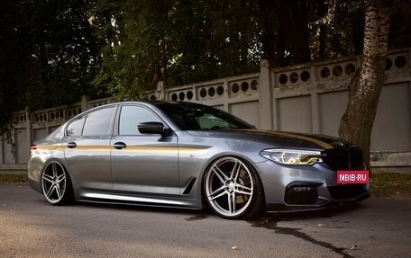 BMW 5 серия, 2019 год, 4 800 000 рублей, 3 фотография