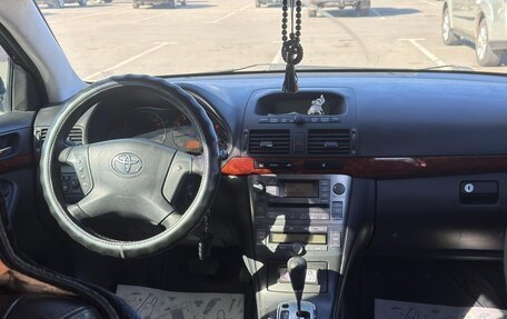 Toyota Avensis III рестайлинг, 2004 год, 830 000 рублей, 11 фотография
