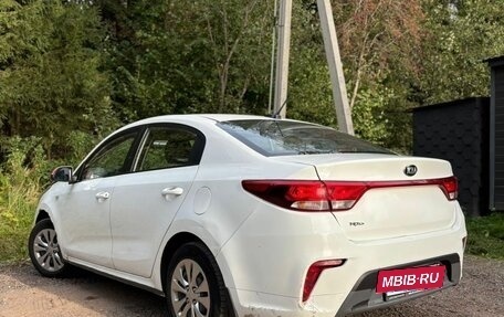 KIA Rio IV, 2017 год, 590 000 рублей, 2 фотография