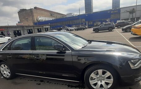 Audi A8, 2011 год, 1 375 000 рублей, 4 фотография