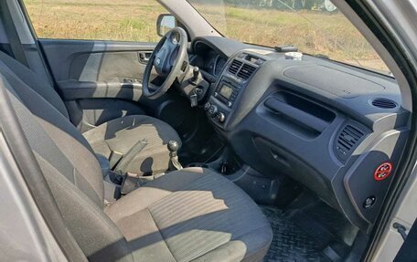 KIA Sportage II, 2010 год, 680 000 рублей, 6 фотография