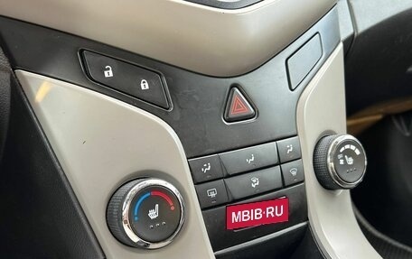 Chevrolet Cruze II, 2011 год, 615 000 рублей, 9 фотография