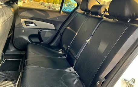 Chevrolet Cruze II, 2011 год, 615 000 рублей, 19 фотография
