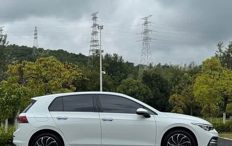 Volkswagen Golf VIII, 2021 год, 1 800 000 рублей, 4 фотография