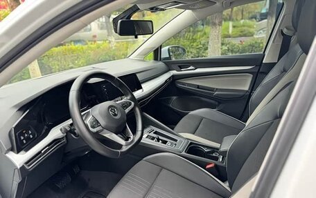 Volkswagen Golf VIII, 2021 год, 1 800 000 рублей, 7 фотография