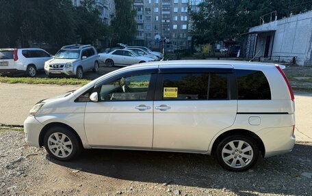 Toyota ISis I, 2007 год, 840 000 рублей, 16 фотография