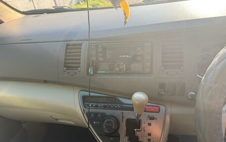 Toyota ISis I, 2007 год, 840 000 рублей, 30 фотография