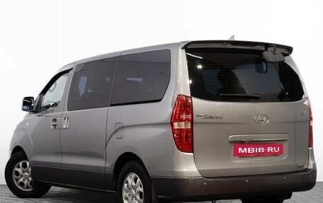 Hyundai Grand Starex Grand Starex I рестайлинг 2, 2011 год, 1 759 000 рублей, 6 фотография