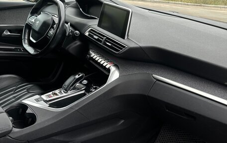 Peugeot 3008 II, 2017 год, 1 690 000 рублей, 6 фотография