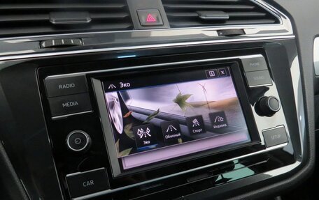 Volkswagen Tiguan II, 2018 год, 1 840 000 рублей, 11 фотография