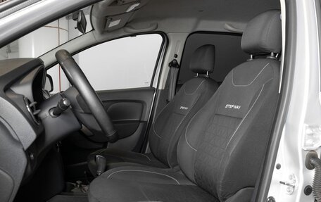 Renault Sandero II рестайлинг, 2015 год, 757 100 рублей, 13 фотография