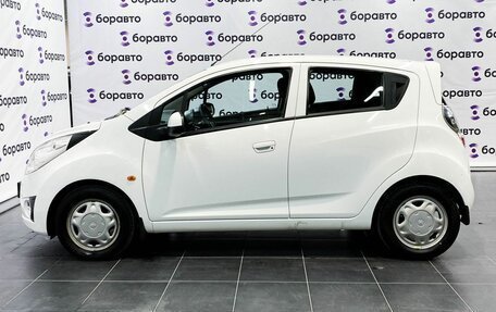 Chevrolet Spark III, 2012 год, 800 000 рублей, 3 фотография