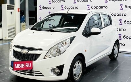 Chevrolet Spark III, 2012 год, 800 000 рублей, 2 фотография