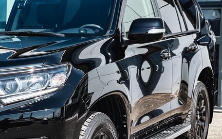 Toyota Land Cruiser Prado 150 рестайлинг 2, 2020 год, 6 950 000 рублей, 6 фотография